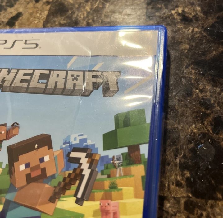 Minecraft PS5 + 3500 tokens - нова