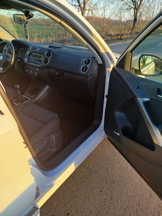 VW Tiguan  R line