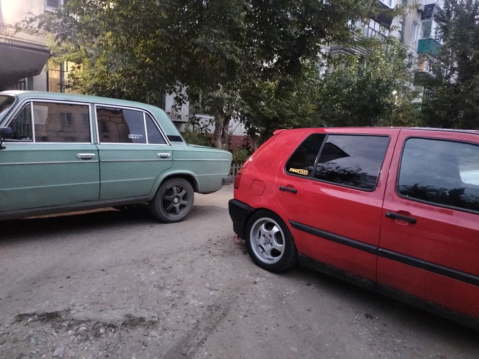 Продам ваз 21063