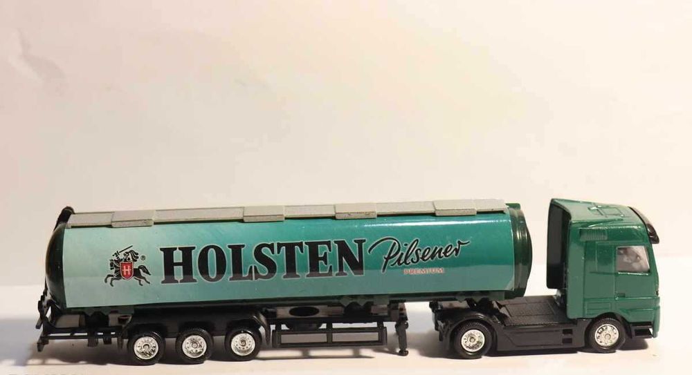 Модел камион 1/87  Бира MERCEDES  Ман Holsten Шумахер Байерн Мюнхен
