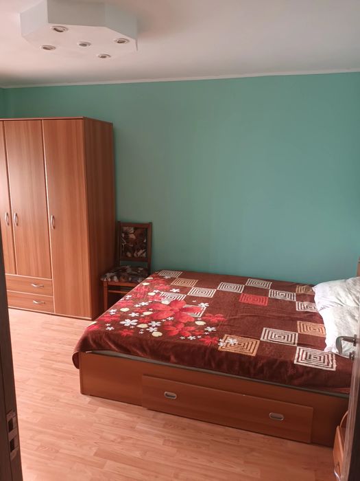 Inchiriez apartament cu 2 camere