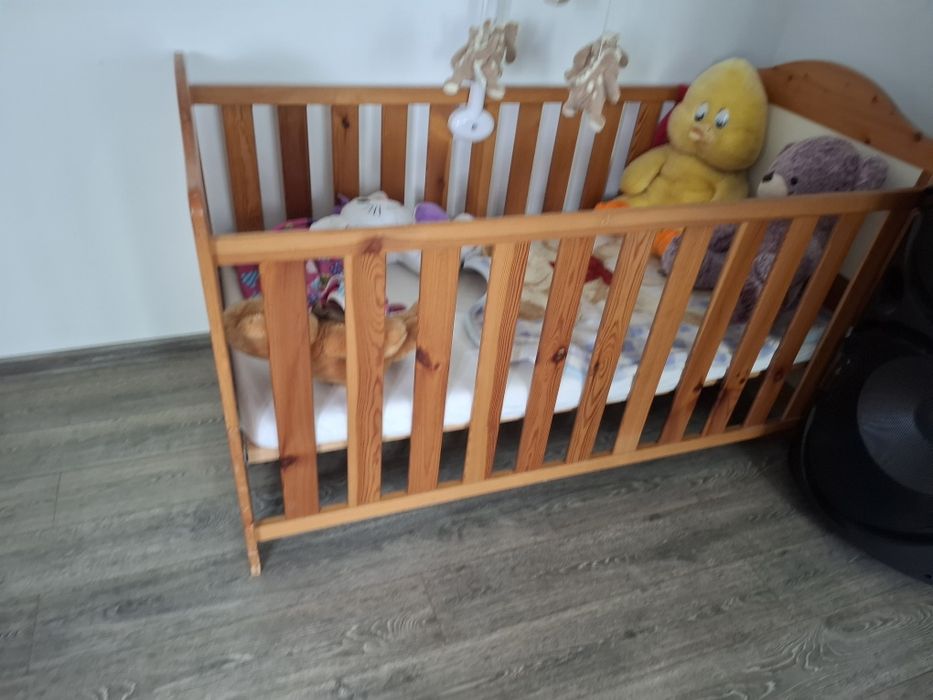 Vând  pătuț pentru copii