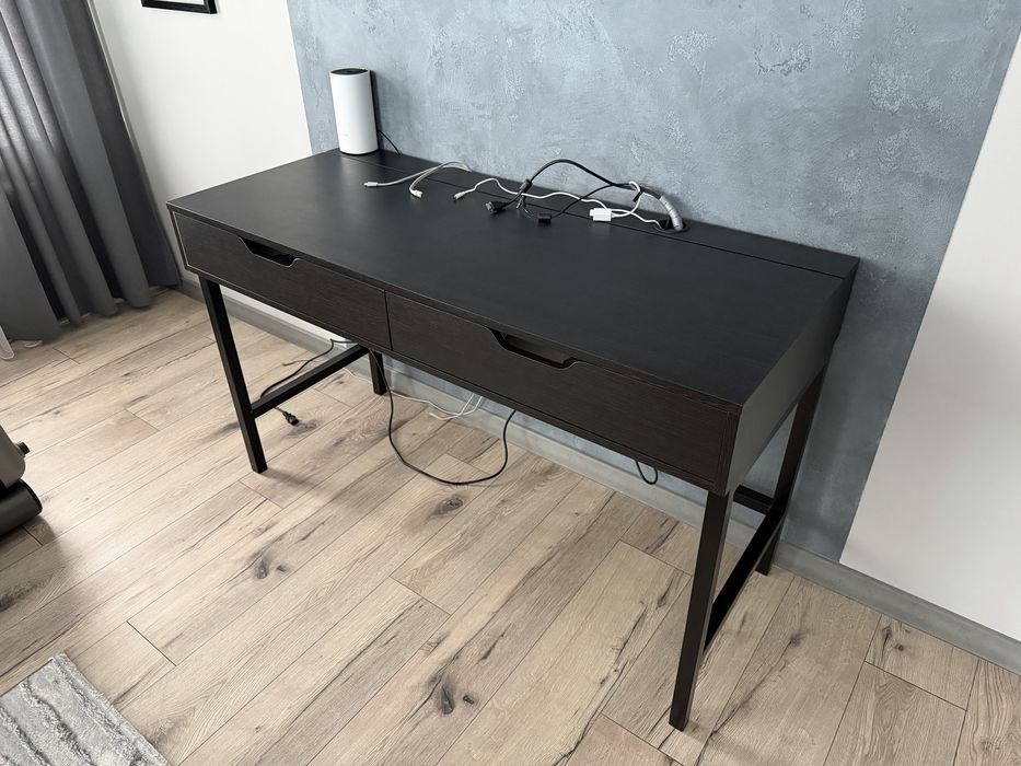 Стол компьютерный