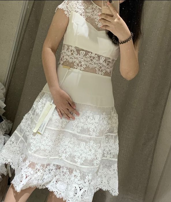 Продам белое платье