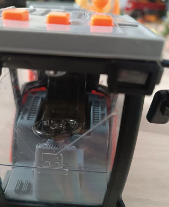 Camion de jucarie cu sunete și lumini