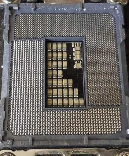 Asus ROG StriX Z790-H Gaming Wi-Fi DDR5