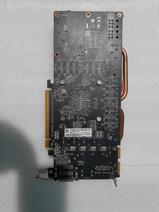 Placa video XFX RADEON HD 6950 2GB DDR5 256 biti