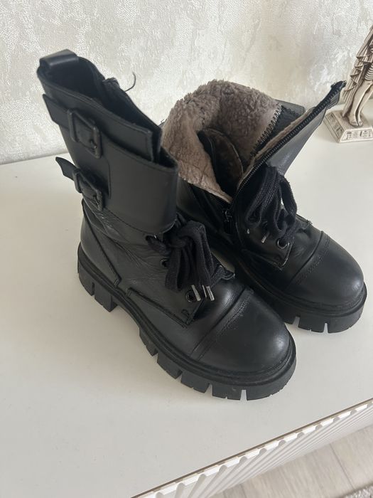 Детская качественная обувь.