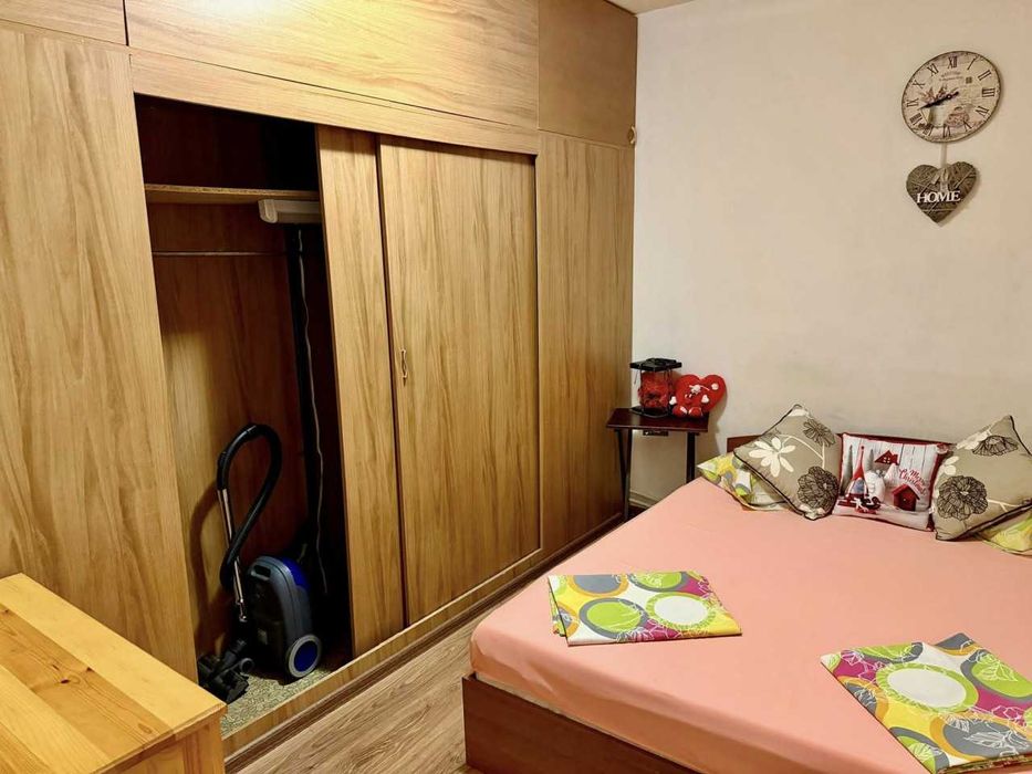 Тристаен Апартамент в Изгрев