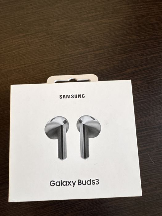 Наушники Samsung galaxy bads 3