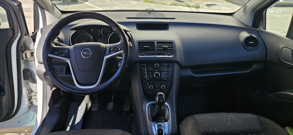 Opel Meriva b , 1.4 16v turbo 120cp. 2014