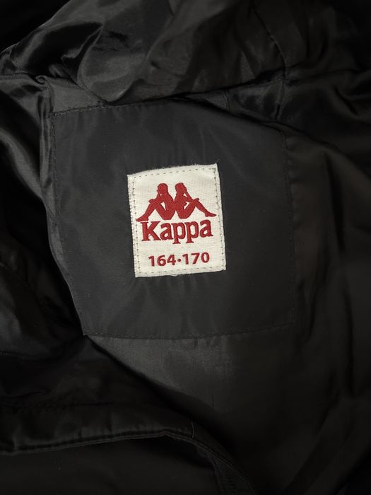 Прлдам куртку kappa