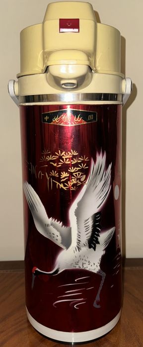 Пневматический термос, с помпой