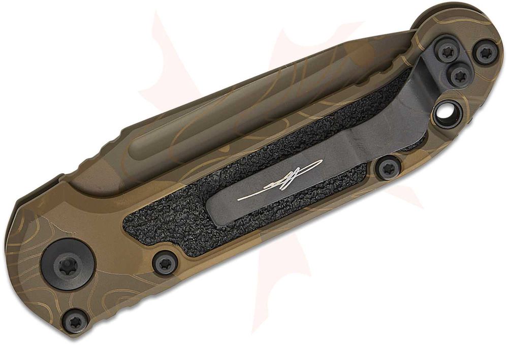 Microtech LUDT Gen III T/E Signature Automatic Knife Badlands Camo нож