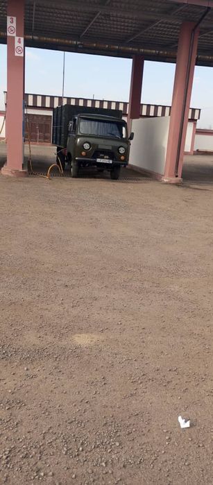 УАЗ 1991й сотилади