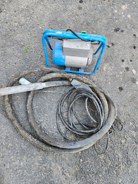 Vibrator  de beton