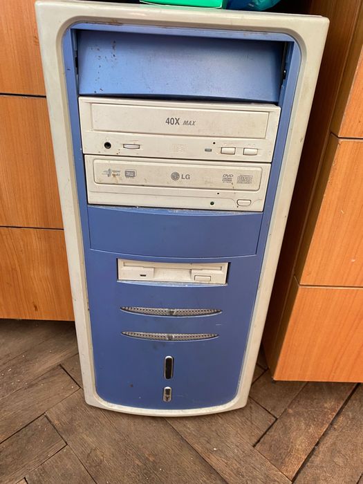 Кутия за компютър