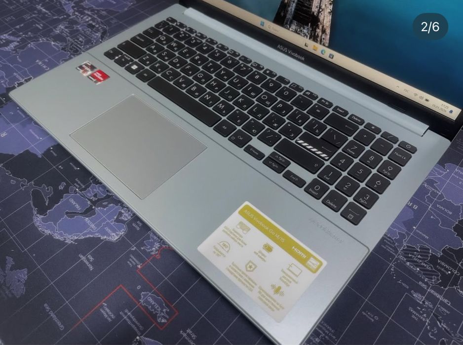 Asus Vivobook 15 - Ryzen 5-7520U/16Gb/SSD512Gb