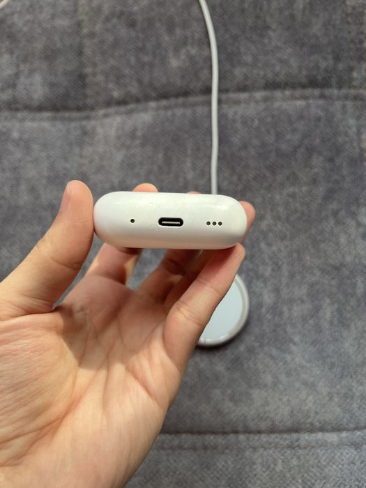 Продам Air pods 2pro и magsafe