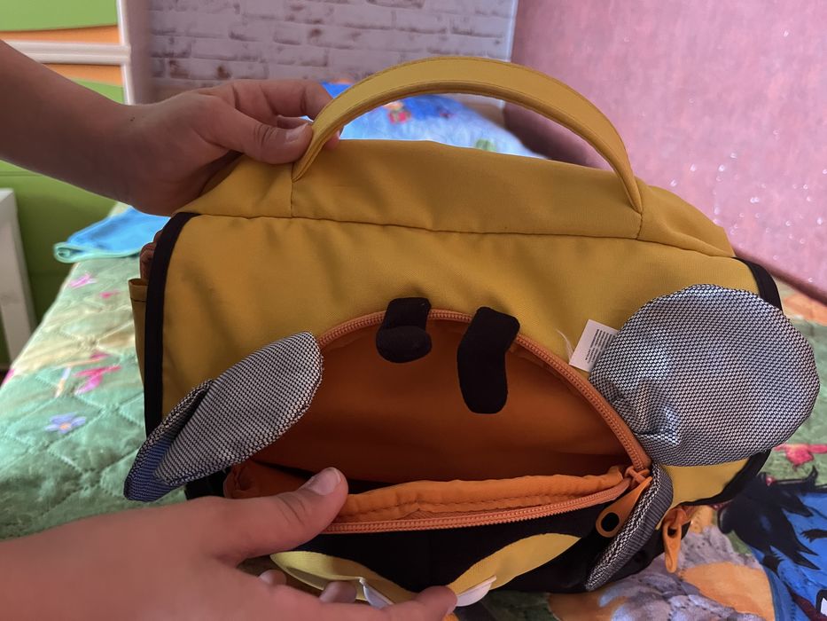 Детска раница пчела Samsonite