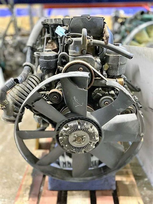 Motor OM906.925 camion Mercedes Atego 2002 - Piese de motor Mercedes
