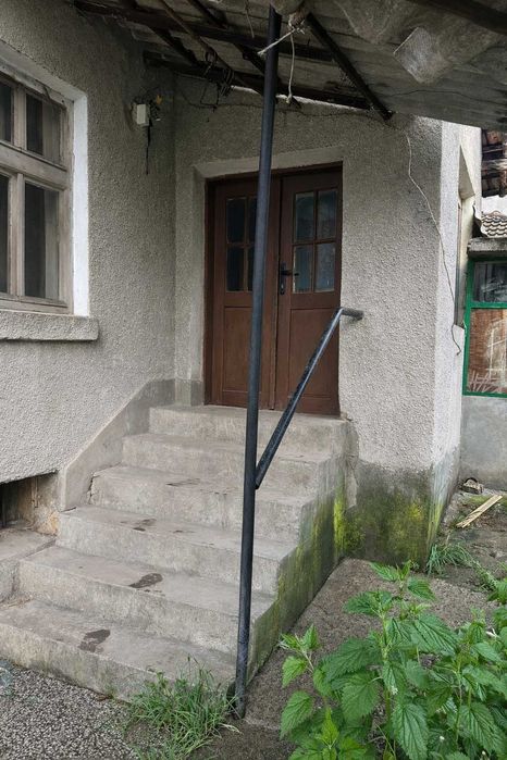 Къща за продажба в с.Чавдар