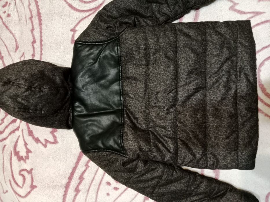 Продам осеннюю куртку