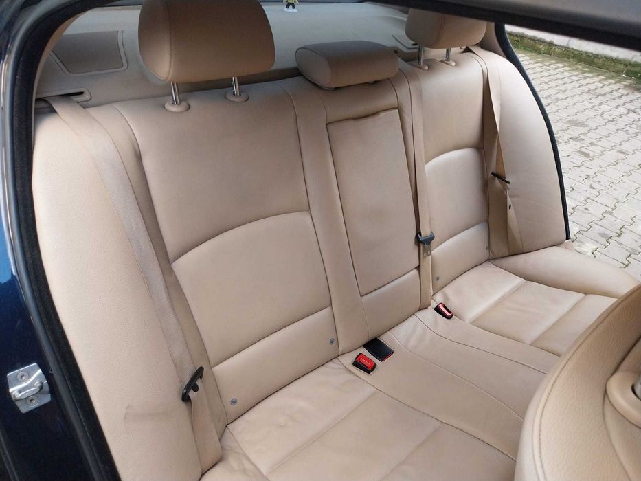 Vand Bmw F10 520d 2011 Volan dreapta