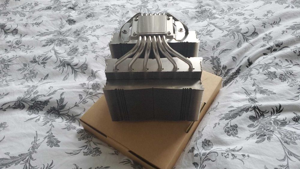 Vând Cooler NH-D15 SE-AM4 (Editie AM4/AM5)