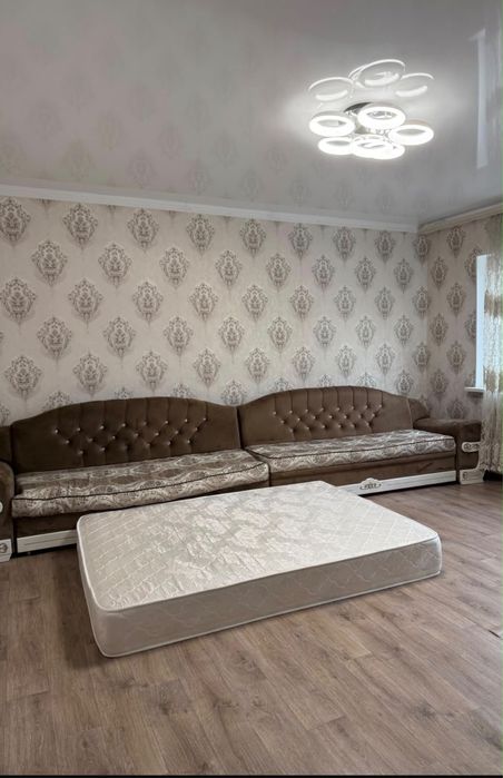 Продам два дивана по 2 метра
