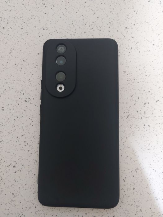 Vând honor 90 în stare buna