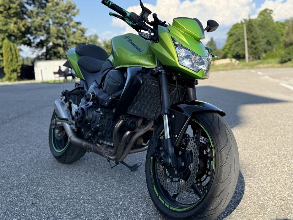 Kawasaki z750 2009 sau schimb cu r6 2007