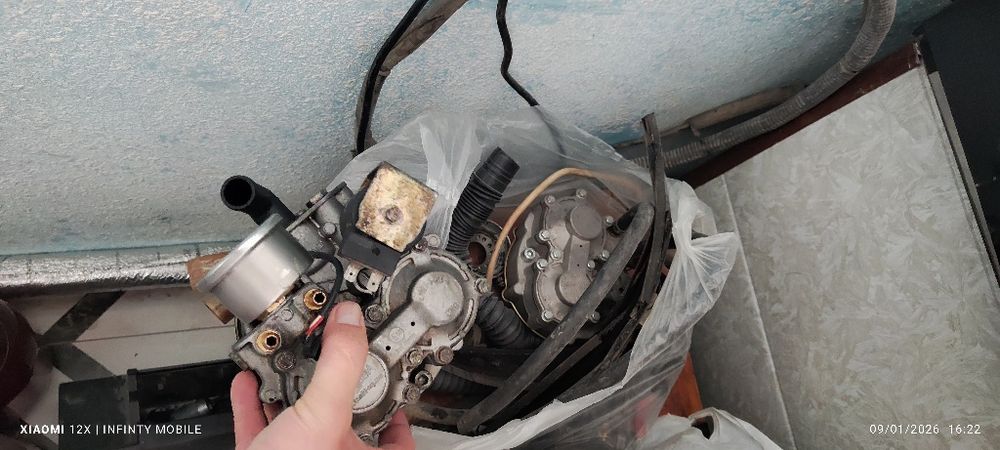 Gaz balon 65 talik sotiladi