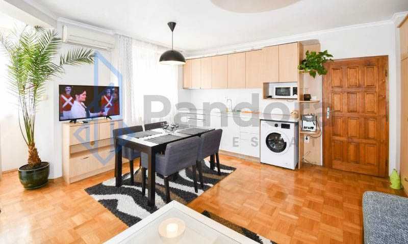 Дава се под наем Двустаен апартамент в София, Лозенец - 65 кв.м за 475 € - Снимка #1