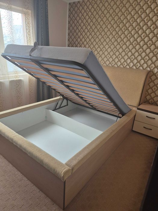 Pat si comoda dormitor