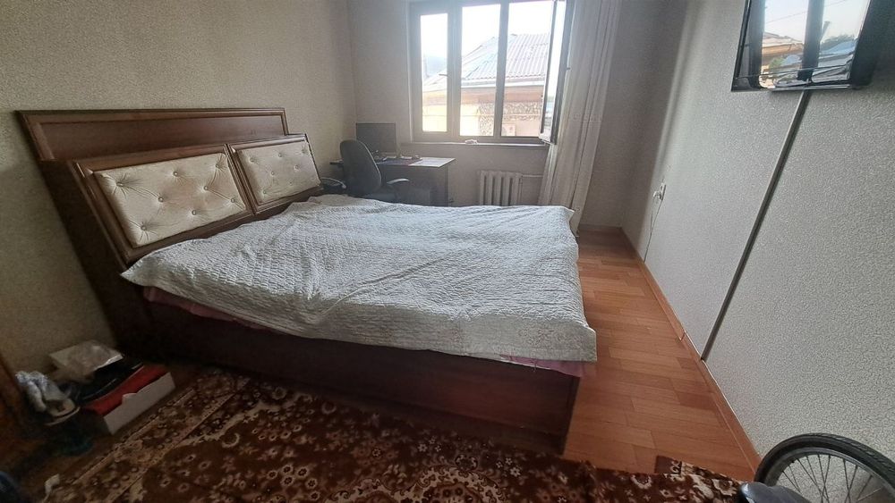 Двуспальная кровать недорого