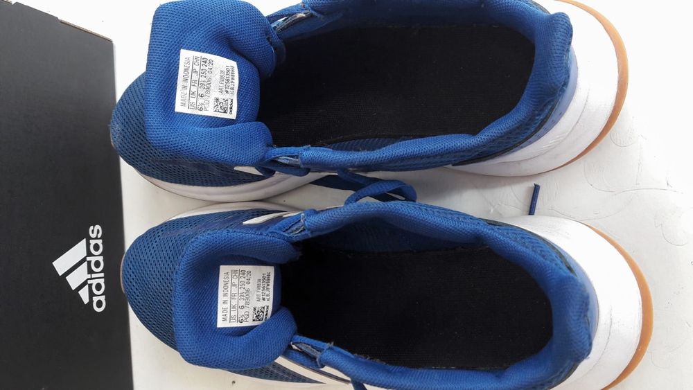 Încălțăminte Adidas