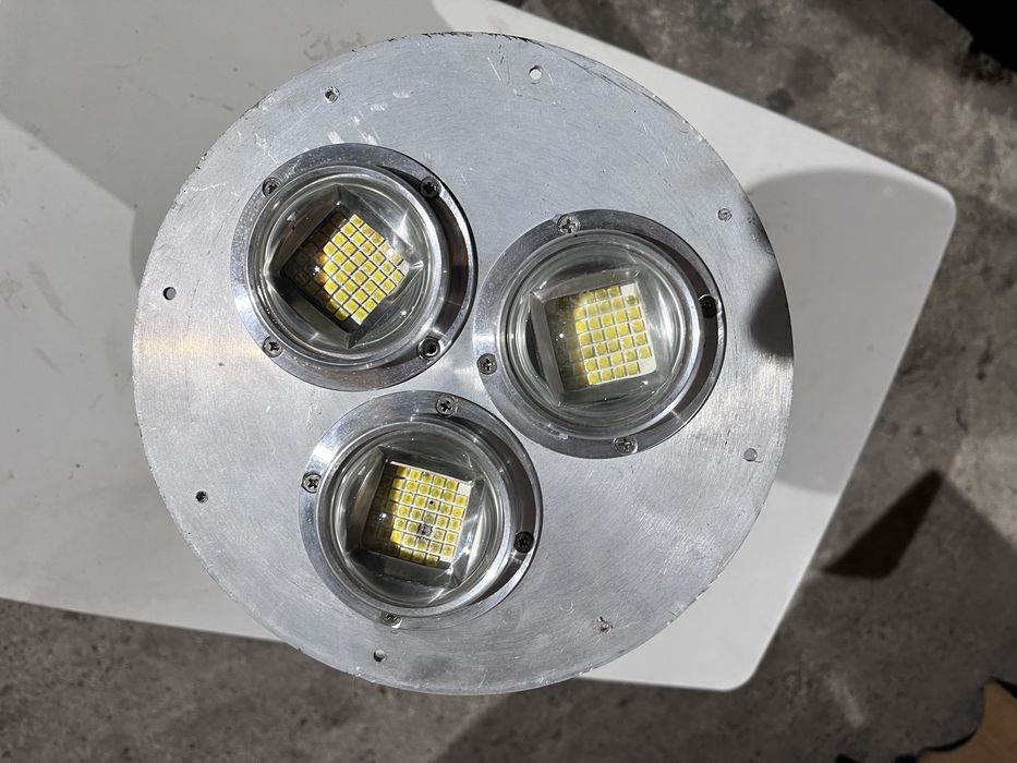 Proiector led industrial 150w 220v