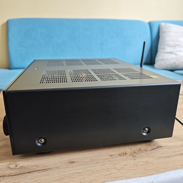 Yamaha R-N600A - Network Stereo Receiver