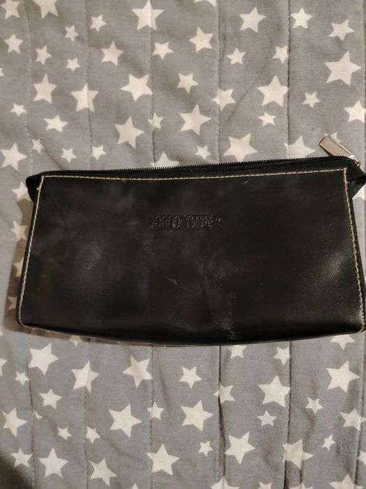 Дамски несесери и портмонета