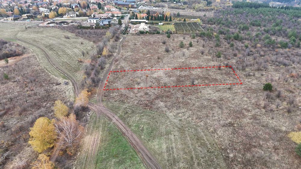 Продава се Парцел в Банкя - 1571 кв.м за 81 €/кв.м - Снимка #1