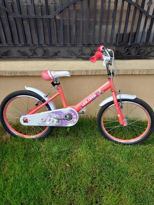 Bicicleta aproape noua 10- 12 ani