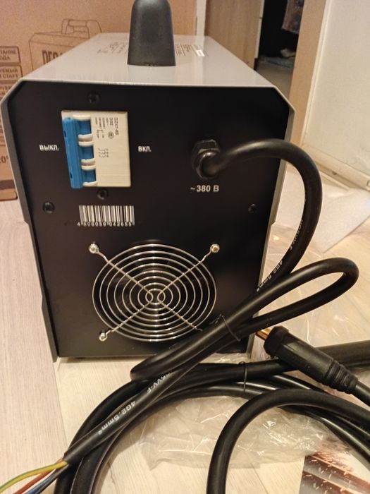 Сварочный аппарат. 380 B