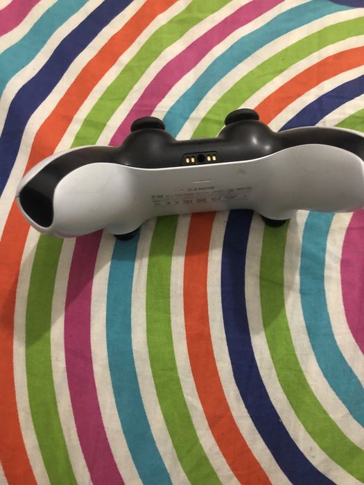Джойстик за PS5.