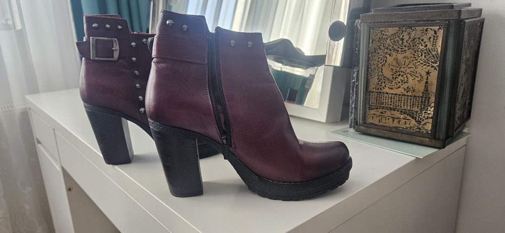 Botine burgundy piele