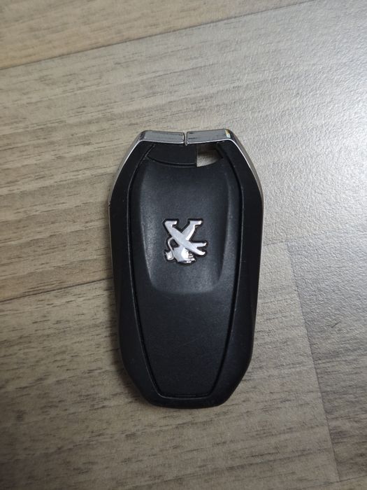 Ключ от Пежо Peugeot