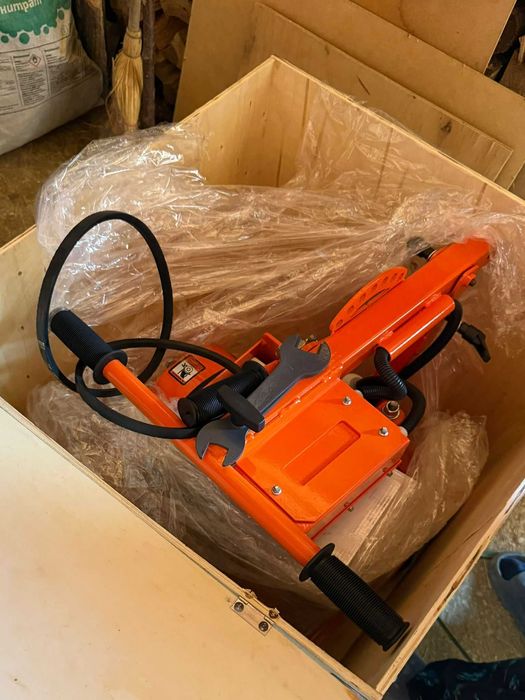 Професионална фреза за подово отопление – чисто нова