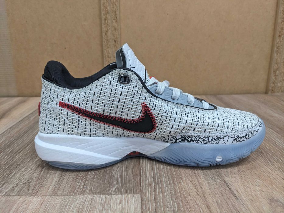 Nike LeBron James XX 20 The Debut Баскетболни маратонки Размер 37.5