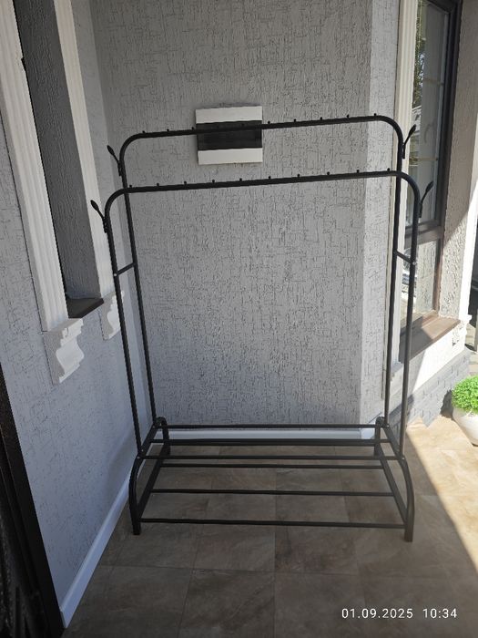 Вешалки двойные черная и белая