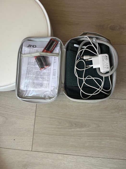 Чисто нов апарат за кръвно налягане A&D Medical